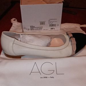 AGL Monika Flats